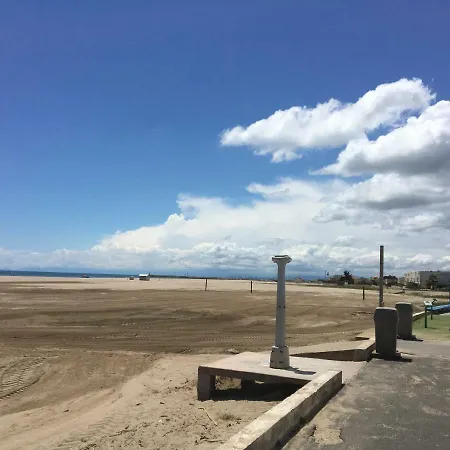 T3 Vue Mer Et Plage, Avec Wifi Et Parking Saint-Pierre-la-Mer  Exterior foto